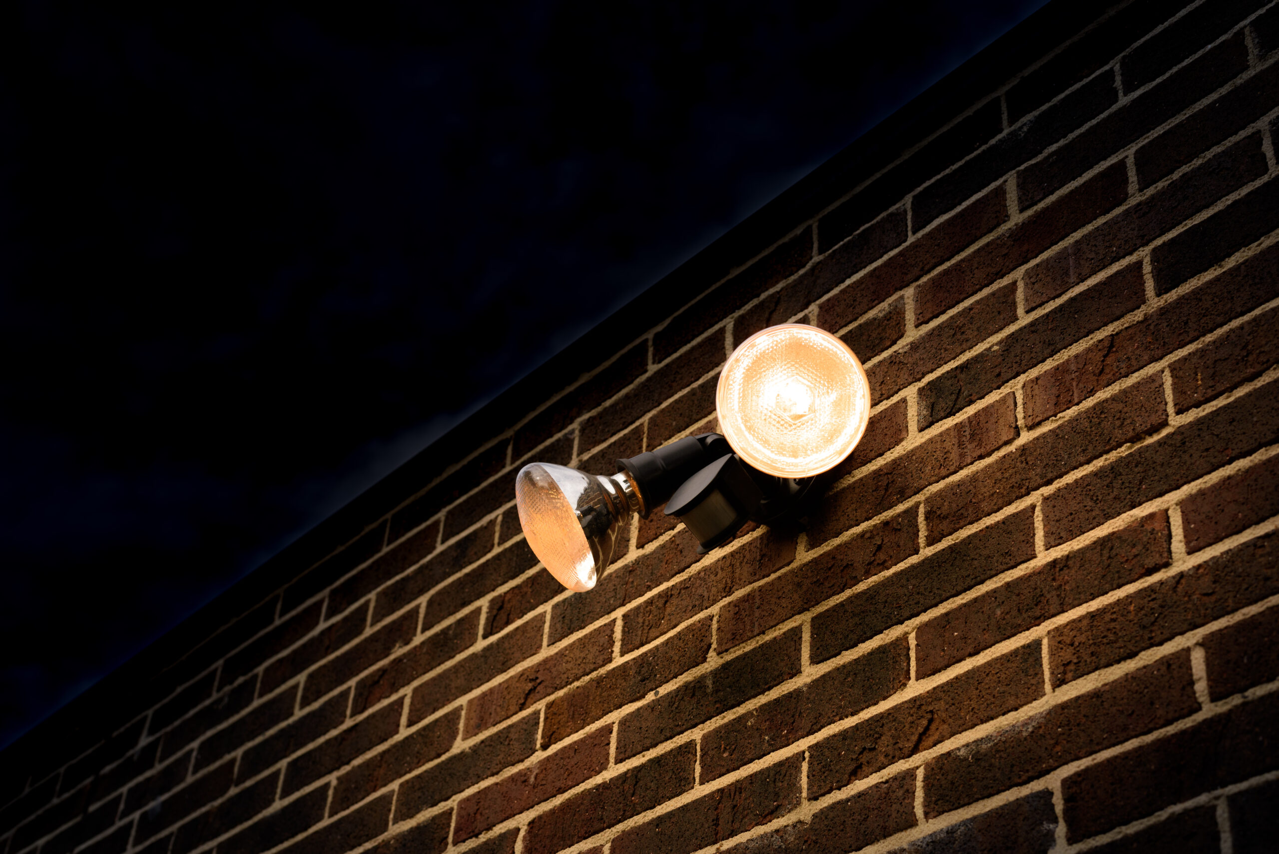 Security light installation-Horseshoe Bend-ID